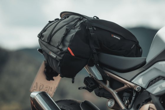 FJR 1300 (2001 - 2022) pro cargobag tailbag | SW-MOTECH