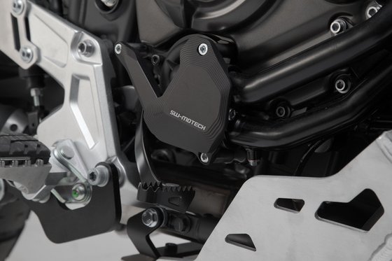 XSR 700 (2016 - 2022) water pump guard | SW-MOTECH