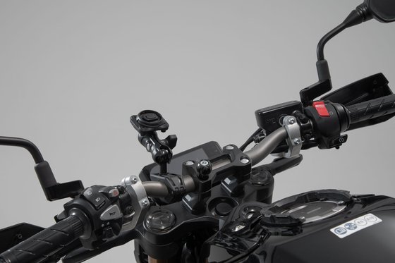 MT 09 (2014 - 2022) universal mount kit gps | SW-MOTECH