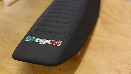 WR 250 F (2001 - 2014) wave black seat cover | SELLE DALLA VALLE