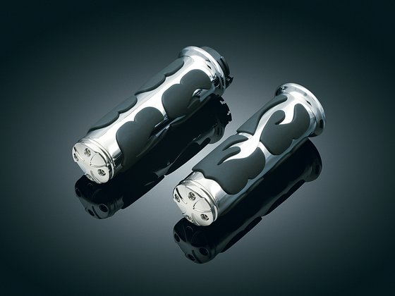 XV 1700 ROAD STAR (2004 - 2014) flame handlebar grips | KURYAKYN