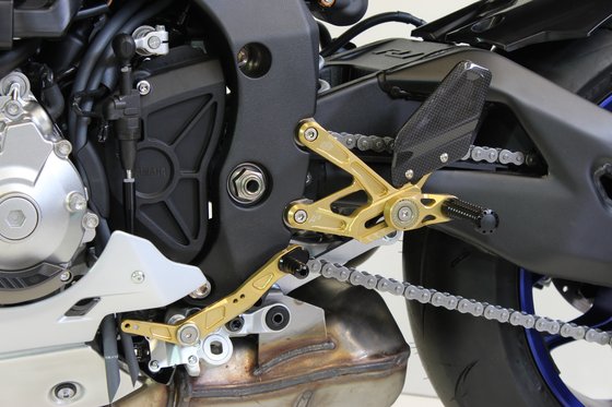 YZF R1 (2015 - 2022) gold rearsets for yamaha r1 | GILLES TOOLING