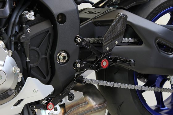 YZF R1M (2015 - 2022) black rearsets for yamaha r1 | GILLES TOOLING